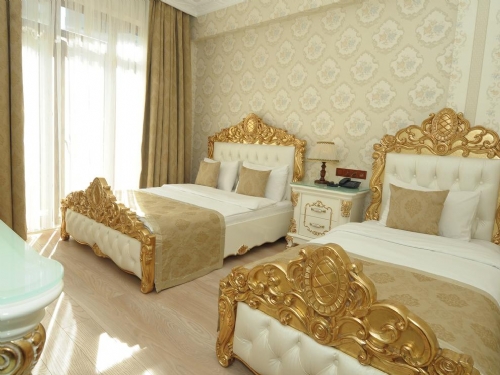 S�NGLE ROOM